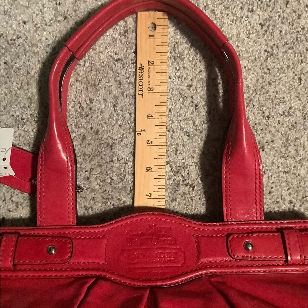 Coach Garnet Leather Turn Lock NWT #G0973-13924 SV/DarkBerry - Picture 9 of 14